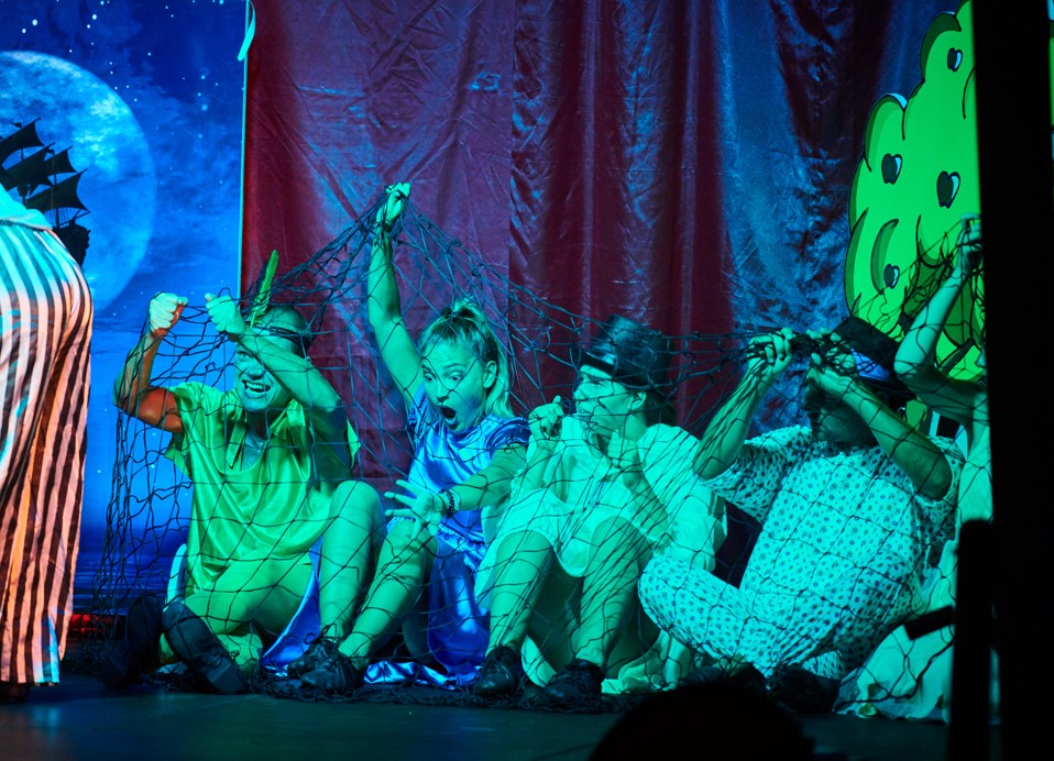 Nočna animacijska predstava v Aminess Planet Camping Sirena, Novigrad