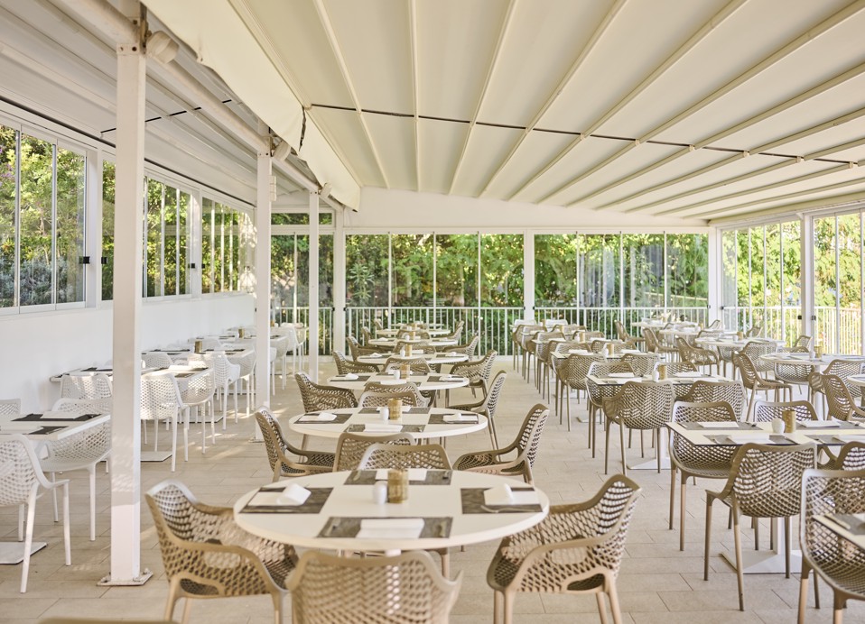 Covered terrace area at Restaurant Rondela at Aminess Maradiso Casa Bellevue.