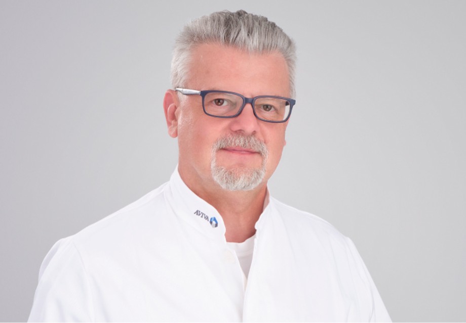 prof. prim. dr. sc. Hrvoje Pintarić