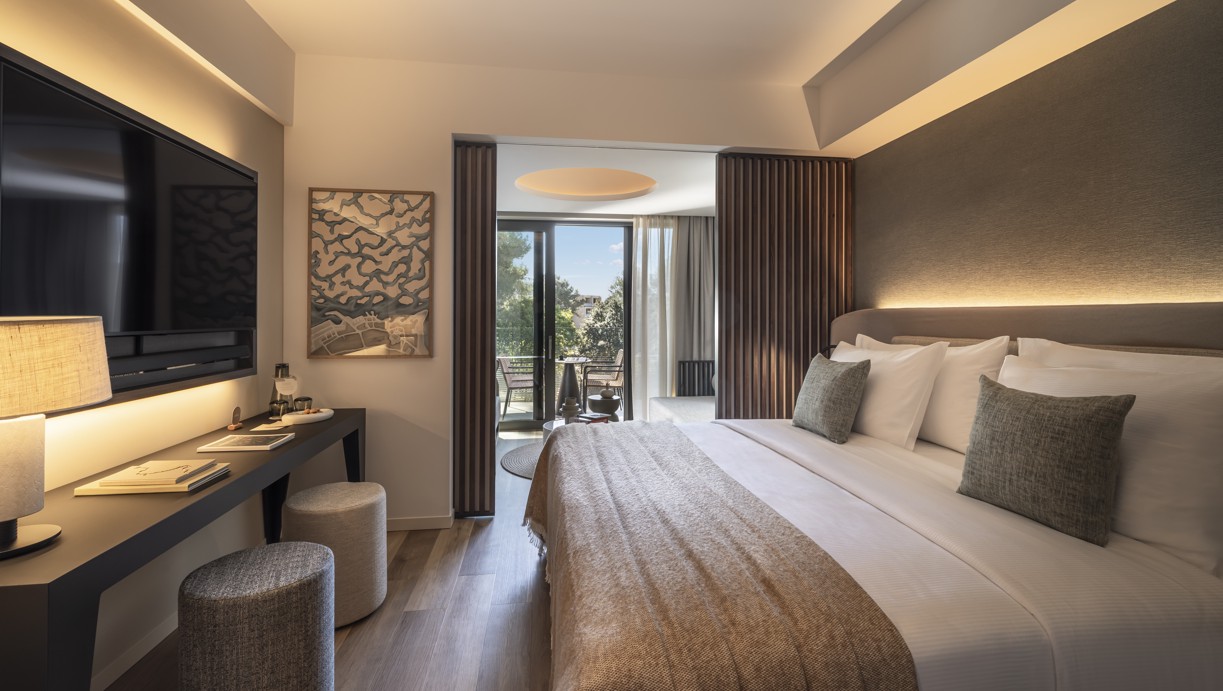 Designer luminaires made of Istrian stone