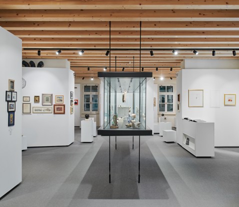 Small Format Art Gallery